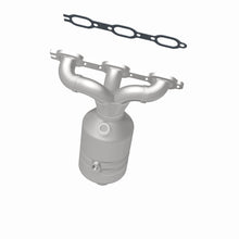 Load image into Gallery viewer, MagnaFlow Direct Fit Catalytic Converter 2007 Chrysler Pacifica 4.0L - 51481