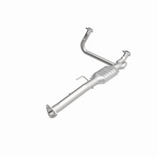 Load image into Gallery viewer, MagnaFlow Direct Fit Catalytic Converter Astro-Safari Van 96-99 - 23410