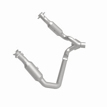 Load image into Gallery viewer, MagnaFlow 11-13 Ram 1500 4.7L Direct Fit Converter - 5551665