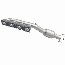 Load image into Gallery viewer, MagnaFlow 2004 Nissan Titan 5.6L Direct Fit Converter - 4583381