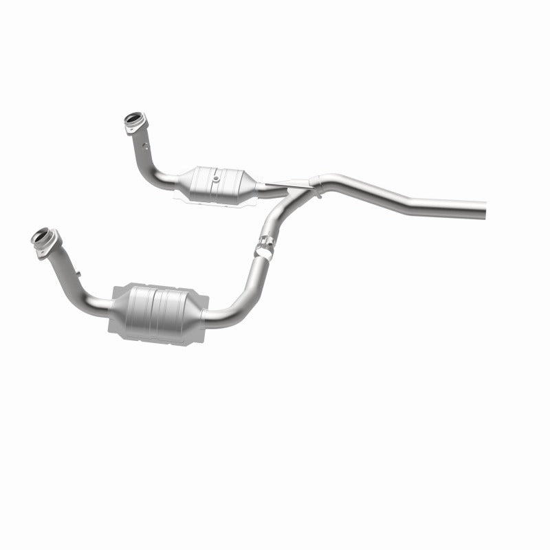 MagnaFlow Direct Fit Catalytic Converter 07-11 Dodge Nitro 4.0L - 51829