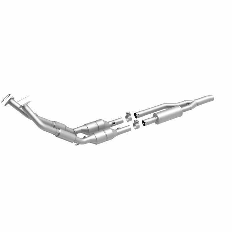 MagnaFlow Direct Fit Catalytic Converter TT QUATTRO-08 3.2L OEM - 49716