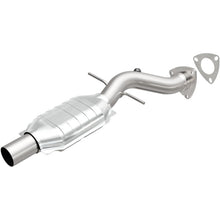 Load image into Gallery viewer, MagnaFlow Direct Fit Catalytic Converter Blazer-Jimmy 95 - 23416