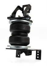 Load image into Gallery viewer, Air Lift LoadLifter 5000 Rear Air Spring Kit for 99 to 04 Ford 250/350 Superduty