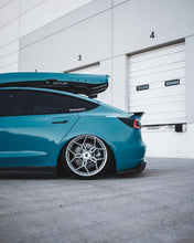 Load image into Gallery viewer, TESERY Tesla Model 3 Carbon Fiber Rear Spoiler Ver.3