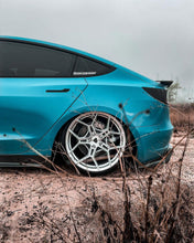 Load image into Gallery viewer, TESERY Tesla Model 3 Carbon Fiber Rear Spoiler Ver.3